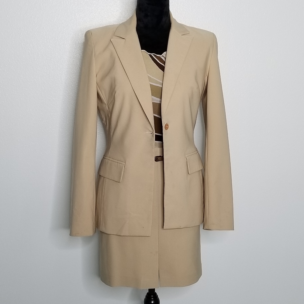 Sinequanone Paris Tan Skirt Suit - Small